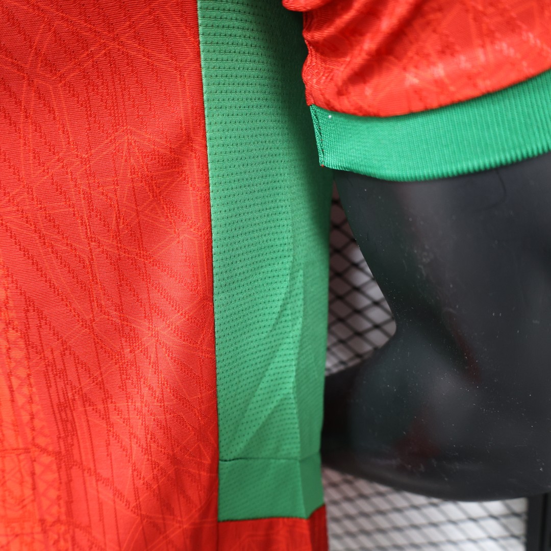 Moroccan Red 2025 - Image 4